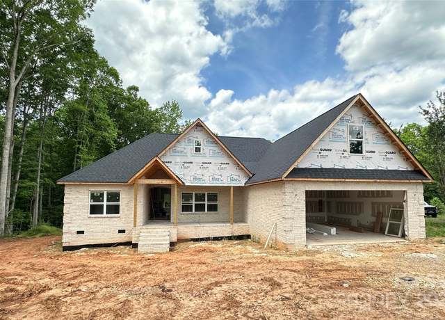Property at 1500 Crowders Creek Rd, Gastonia, NC 28052, 3 beds, 2 baths