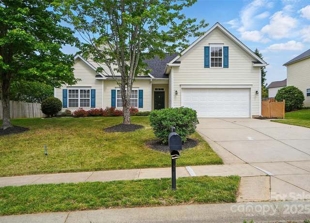 Property at 170 Heywatchis Dr, Mooresville, NC 28115, 4 beds, 2 baths