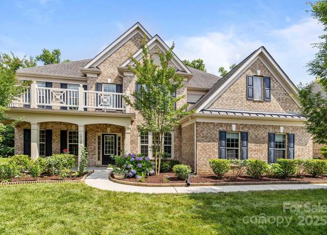 Property at 10508 Kristens Mare Dr, Charlotte, NC 28277, 5 beds, 4 baths