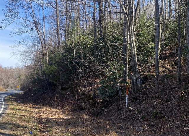 Property at 131 Eagles Eye Dr, Hendersonville, NC 28792