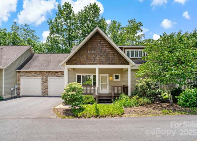 Property at 1 Teresa Way, Black Mountain, NC 28711, 3 beds, 2.5 baths