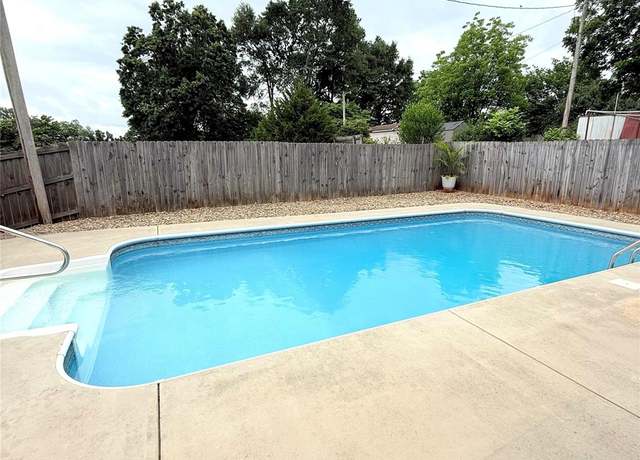 Property at 137 Hardin Rd, Forest City, NC 28043, 3 beds, 1 bath