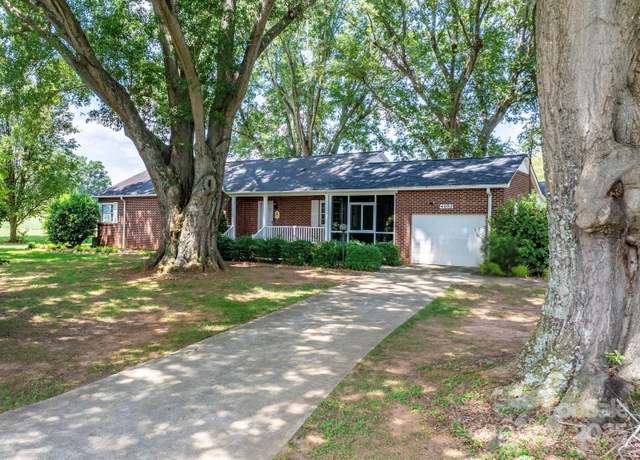 Property at 4002 Hickory Blvd, Granite Falls, NC 28630, 3 beds, 4 baths