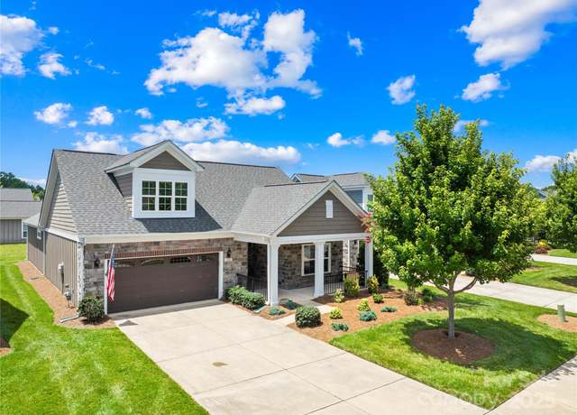 Property at 135 Valleymist Ln, Mooresville, NC 28117, 3 beds, 3 baths