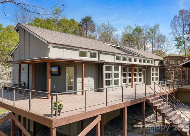 Property at 3249 Ivey Creek Rd, Maiden, NC 28650, 3 beds, 3.5 baths