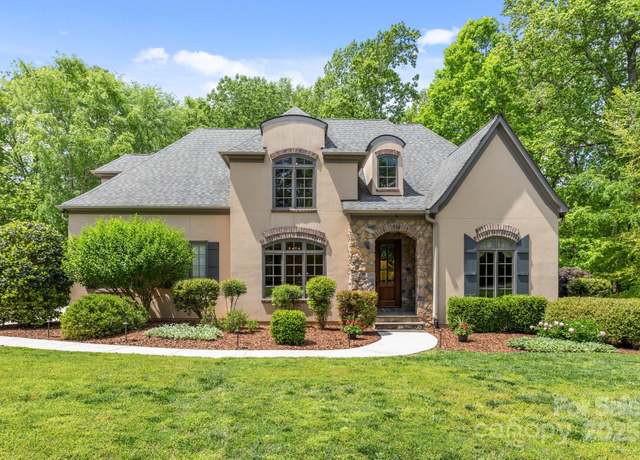 Property at 914 Elizabeth Ln, Matthews, NC 28105, 5 beds, 4.5 baths