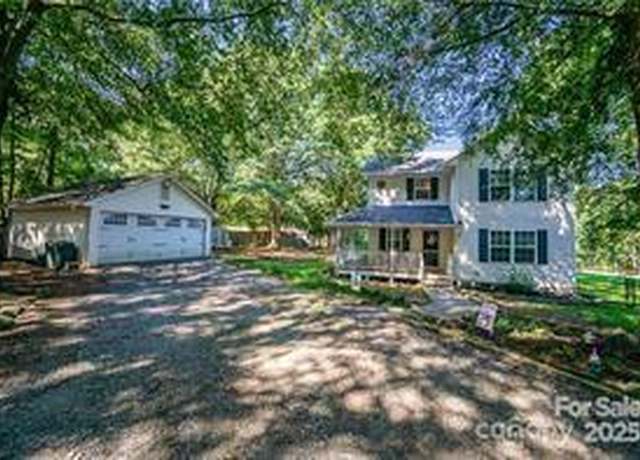 Property at 1975 Kehl Rd, Clover, SC 29710, 3 beds, 2.5 baths