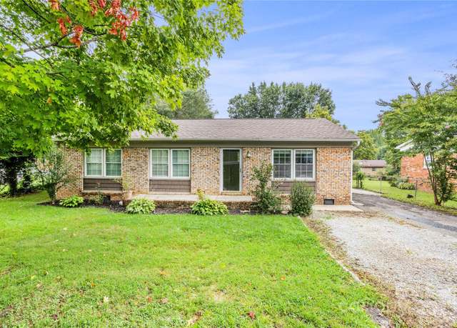 Property at 406 Robinson Clemmer Rd, Dallas, NC 28034, 3 beds, 1 bath