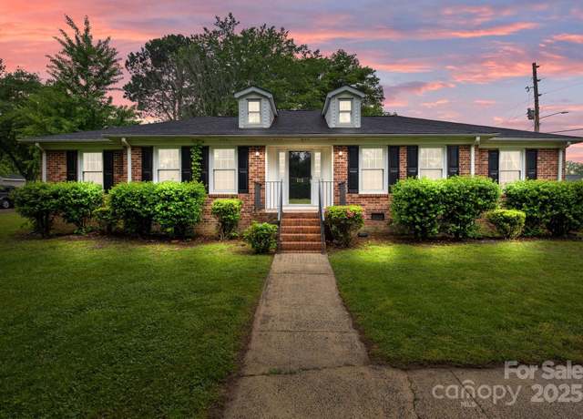 Property at 101 Wynnchester Rd, Gastonia, NC 28056, 3 beds, 2 baths