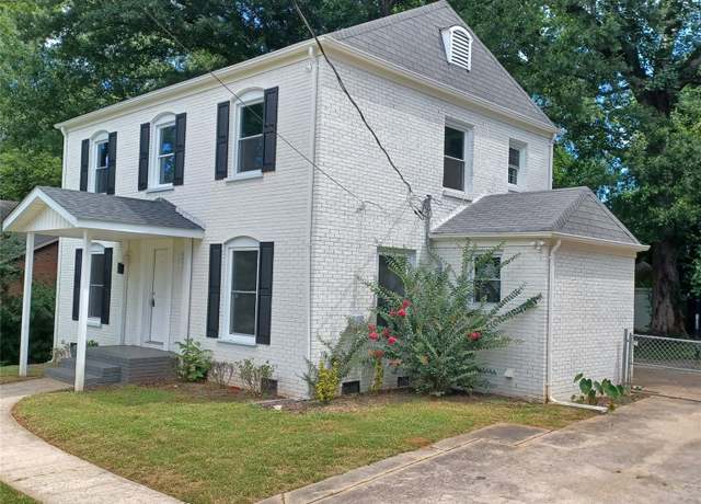 Property at 5717 Ruth Dr, Charlotte, NC 28215, 3 beds, 2.5 baths