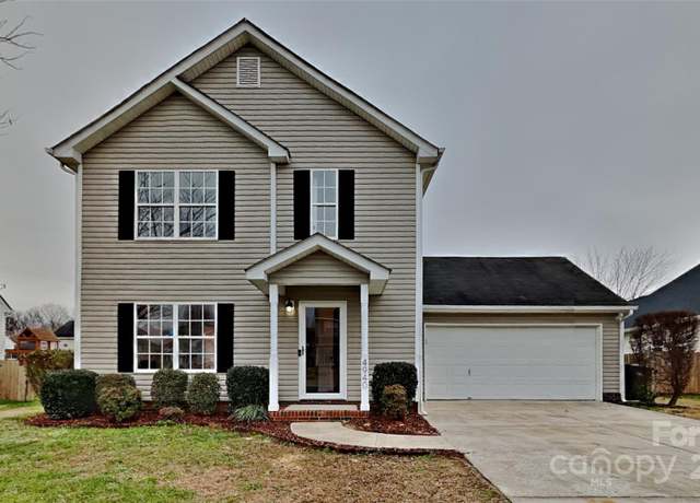 Property at 4940 Hathwyck Ct NW, Concord, NC 28027, 3 beds, 2.5 baths