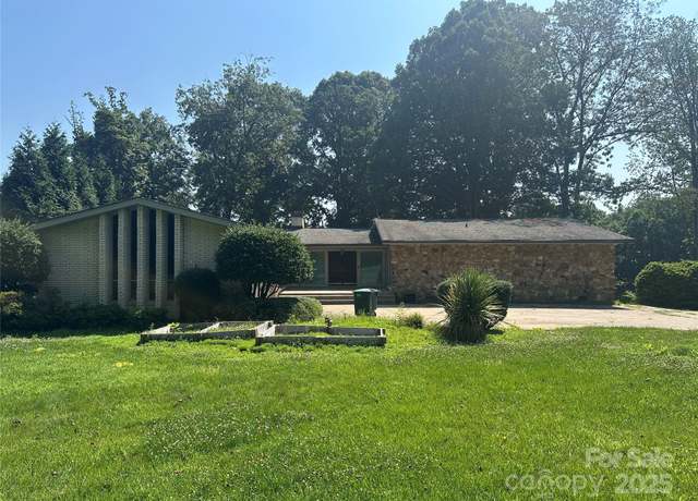Property at 195 Keats Rd, Mooresville, NC 28117, 4 beds, 3.5 baths