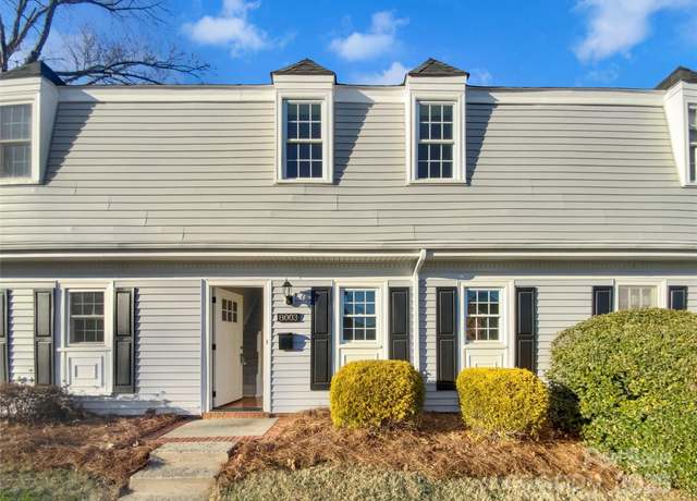 Property at 8003 Regent Park Ln, Charlotte, NC 28210, 3 beds, 2.5 baths