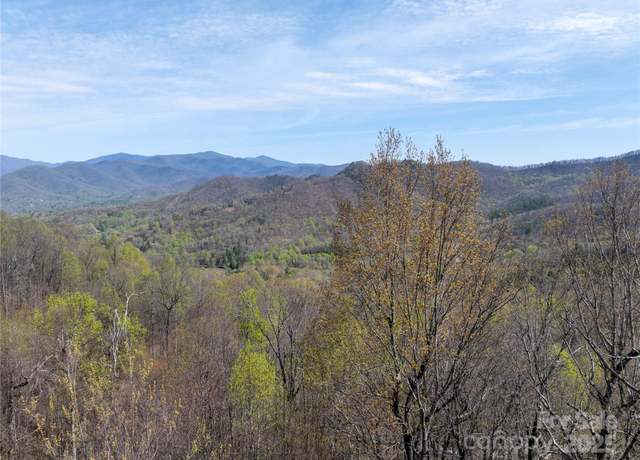 Property at 19 Crockett Ridge Rd, Black Mountain, NC 28711