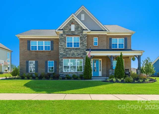 Property at 19012 Beecher Commons Dr, Huntersville, NC 28078, 4 beds, 3.5 baths