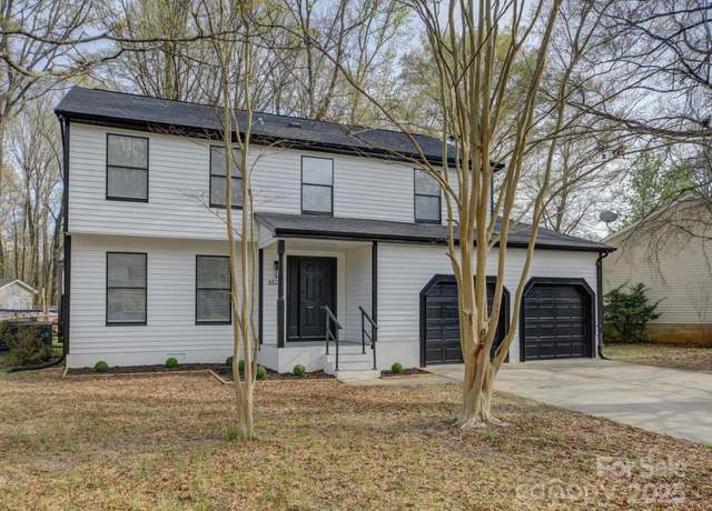 Property at 4427 Gaynelle Dr, Charlotte, NC 28215, 4 beds, 2.5 baths