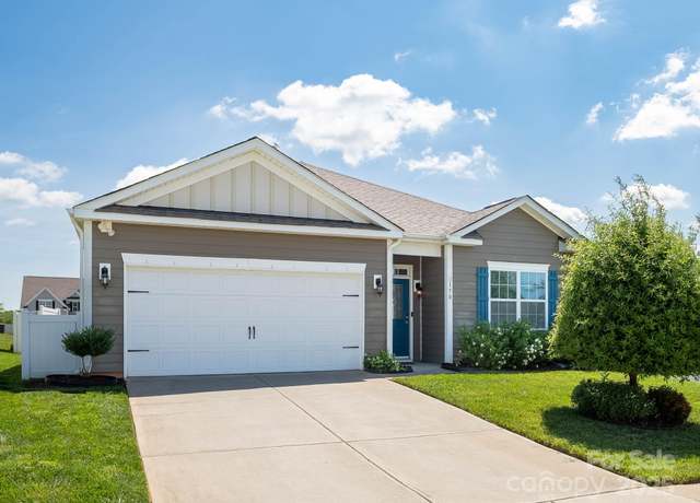 Property at 170 Atwater Landing Dr, Mooresville, NC 28117, 4 beds, 2 baths