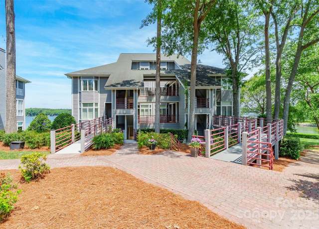 Property at 803 Lake Club Dr, Rock Hill, SC 29732, 3 beds, 3 baths