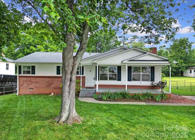 Property at 842 Cherry Rd S, Rock Hill, SC 29732, 3 beds, 2 baths