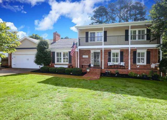 Property at 3604 Golfview Dr, Gastonia, NC 28056, 5 beds, 2.5 baths