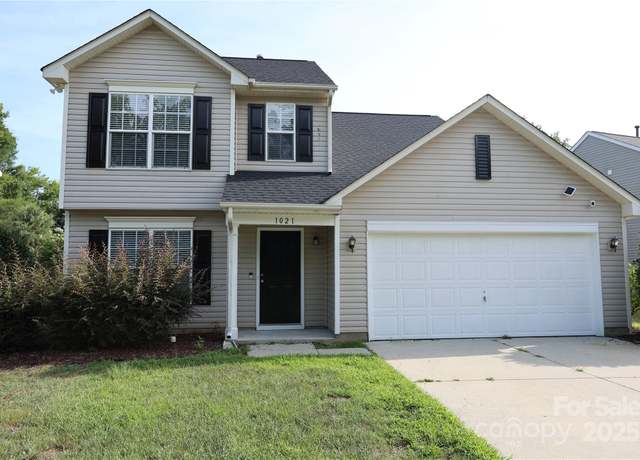 Property at 1021 Meadowbrook Ln SW, Concord, NC 28027, 3 beds, 2.5 baths