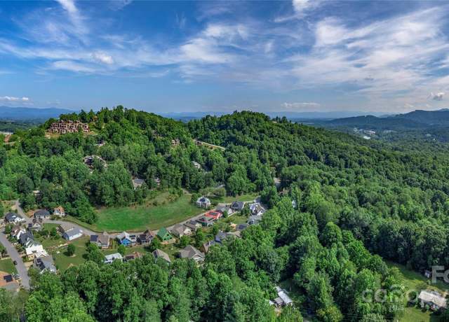 Property at 62 Destination Dr, Asheville, NC 28806