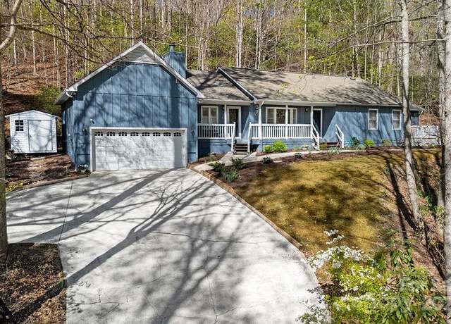 Property at 207 Aberdeen Ln, Pisgah Forest, NC 28768, 3 beds, 2 baths