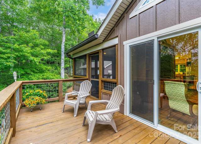 Property at 55 E Lake Dr, Fairview, NC 28730, 3 beds, 2.5 baths