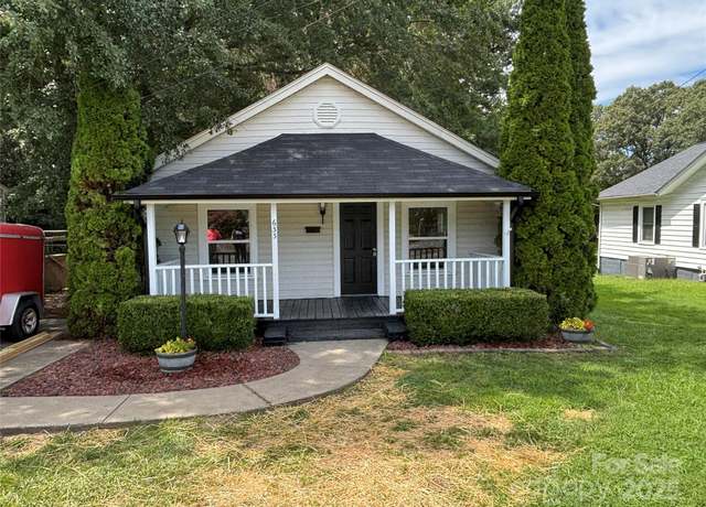Property at 633 N Main St, Stanley, NC 28164, 2 beds, 1 bath