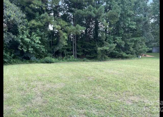 Property at 1725 Fox Hollow Dr, Raleigh, NC 27610