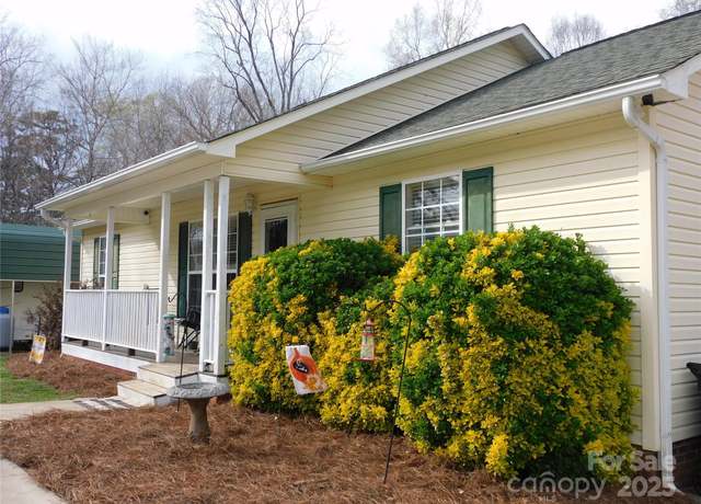 Property at 14440 W Highway 55 Hwy, Blacksburg, SC 29702, 3 beds, 2 baths
