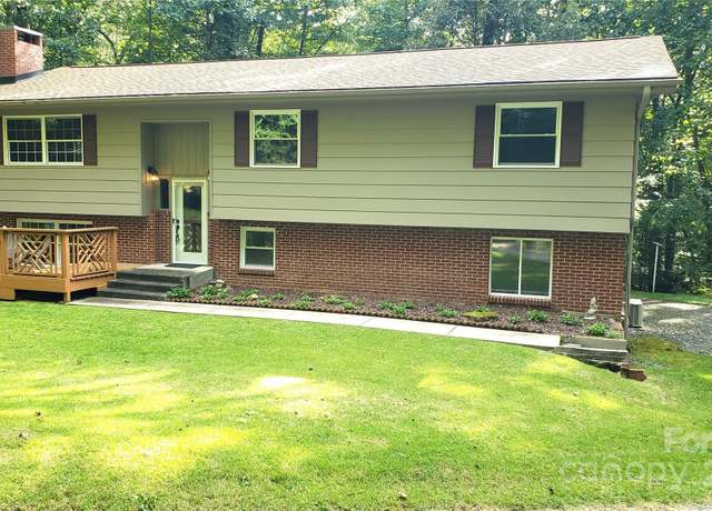 Property at 145 Jeter Mountain Rd, Hendersonville, NC 28739, 4 beds, 2.5 baths