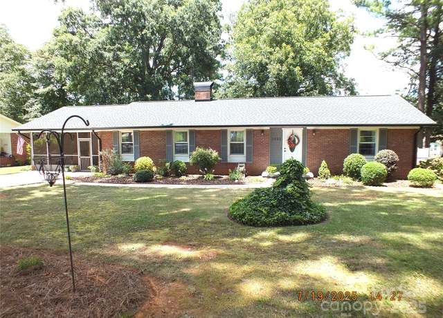 Property at 1033 Christopher Cir #15, Rock Hill, SC 29730, 3 beds, 2 baths