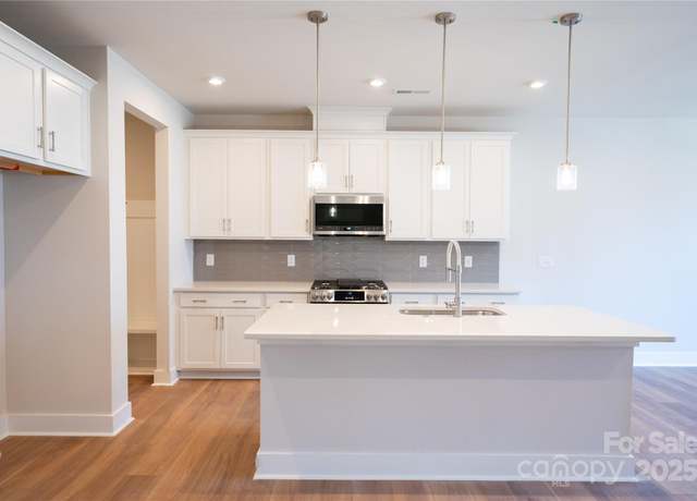 Property at 219 Halemarg Dr, Belmont, NC 28012, 3 beds, 2.5 baths