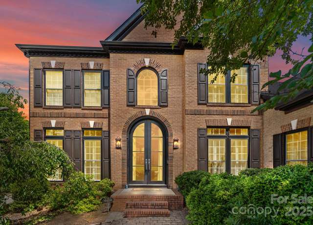 Property at 9625 Donna Ve Ln, Charlotte, NC 28277, 4 beds, 3.5 baths