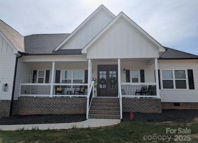 Property at 133 Harbourtown Dr, Kings Mountain, NC 28086, 3 beds, 2.5 baths