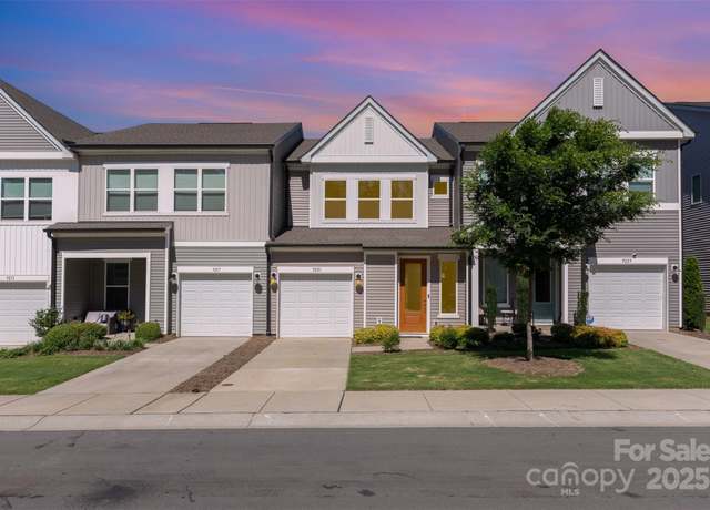 Property at 9221 Widden Way, Charlotte, NC 28269, 2 beds, 2.5 baths
