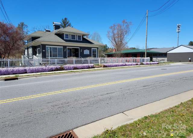 Property at 178 S Caldwell St, Brevard, NC 28712, 4 beds, 3.5 baths