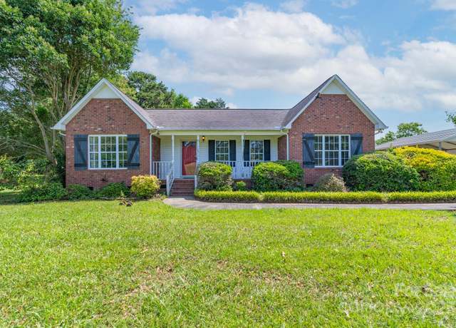 Property at 500 Belleview Rd, Rock Hill, SC 29730, 3 beds, 2 baths