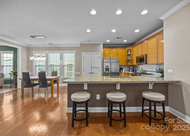 Property at 18119 Coulter Pkwy, Cornelius, NC 28031, 3 beds, 2 baths