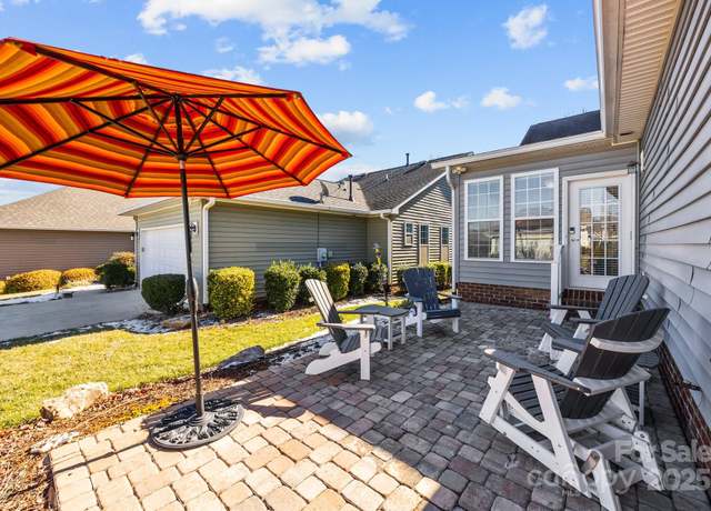 Property at 18119 Coulter Pkwy, Cornelius, NC 28031, 3 beds, 2 baths