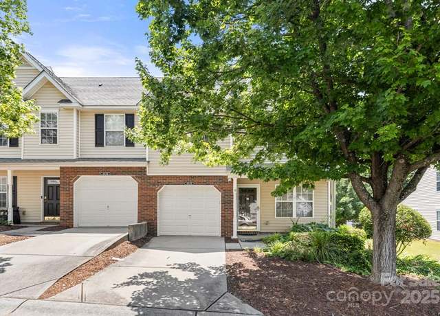 Property at 4520 Buckskin Ct, Fort Mill, SC 29707, 2 beds, 2.5 baths