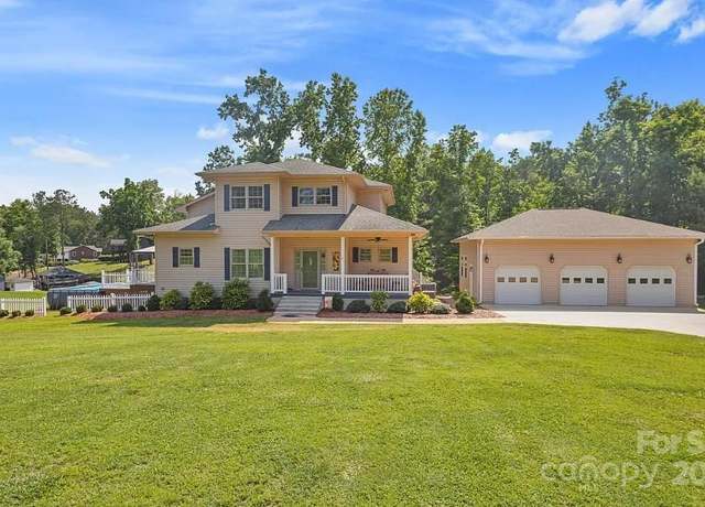 Property at 49412 River Run Rd, Albemarle, NC 28001, 3 beds, 2.5 baths