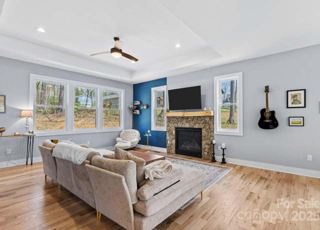 Property at 209 Fall Leaves Dr, Fairview, NC 28730, 3 beds, 2.5 baths