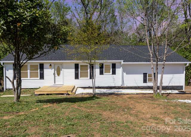 Property at 221 Belton Ave, Mount Holly, NC 28120, 3 beds, 2 baths