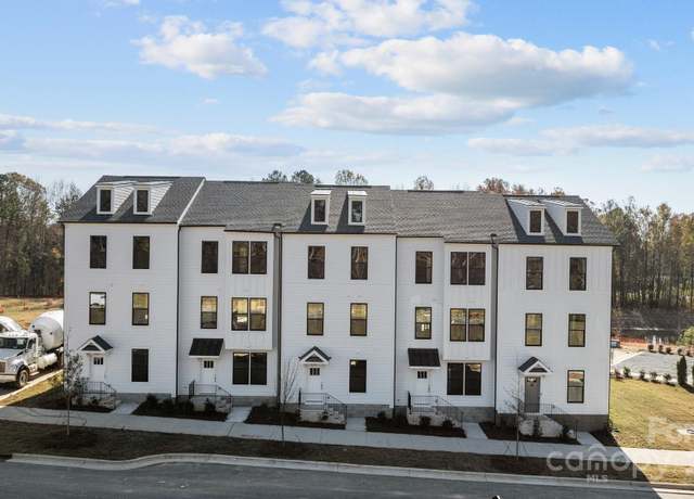 Property at 7122 Westrow Ave #39, Charlotte, NC 28278, 4 beds, 3.5 baths