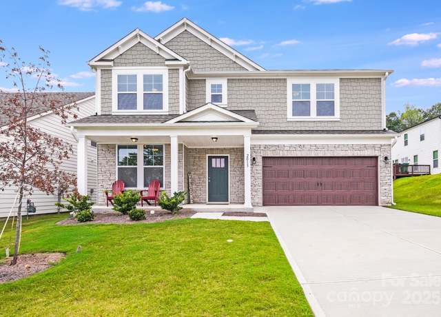 Property at 2013 White Cypress Ct, Charlotte, NC 28216, 5 beds, 3.5 baths