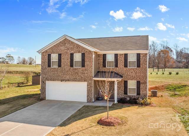 Property at 109 Vintage Woods Ln, Shelby, NC 28150, 4 beds, 2.5 baths