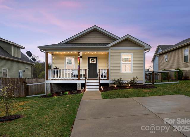 Property at 20 Yarrow Meadow Rd, Weaverville, NC 28787, 3 beds, 2 baths