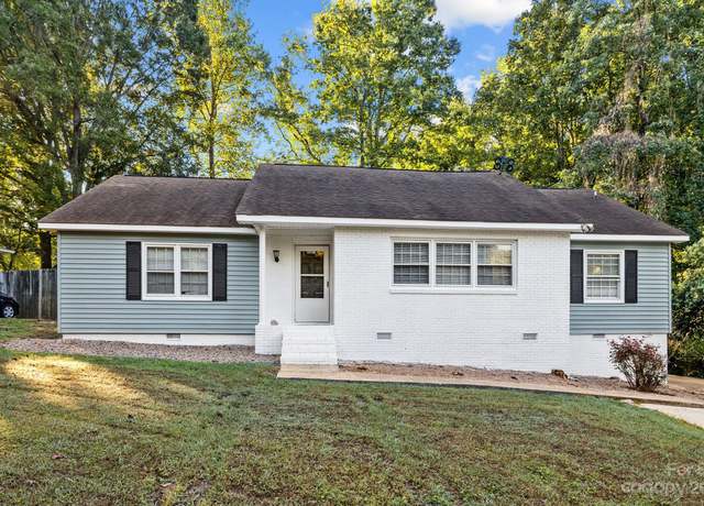 Photo of 5217 Clearwater Rd, Charlotte, NC 28217